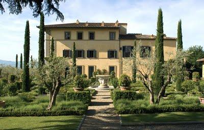 Il casale di Sting in Toscana...