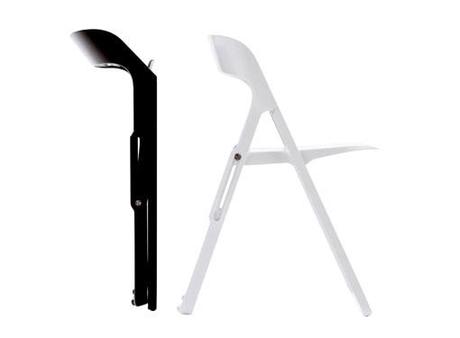 CASAMANIA: Menzione d’Onore alla seduta Bek di Giulio Iacchetti