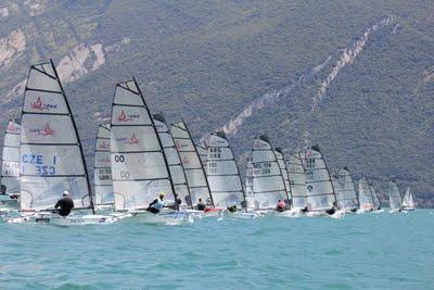 Vela:. D-ONE GOLD CUP DAY 1