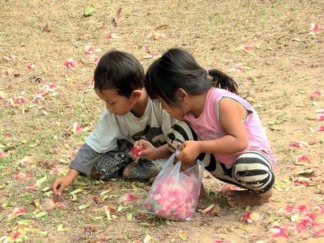 i bambini di Cambogia