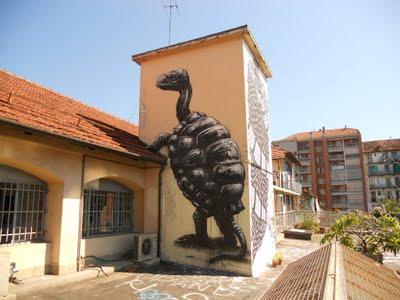 ROA IN TURIN - WTC SUBURB ART