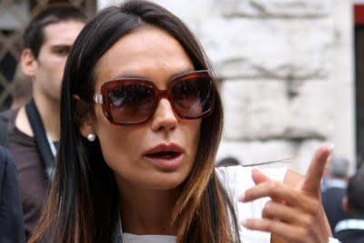 Forse Nicole Minetti è stata insultata per strada da una sconosciuta