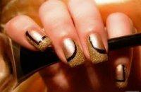 Gold Nails