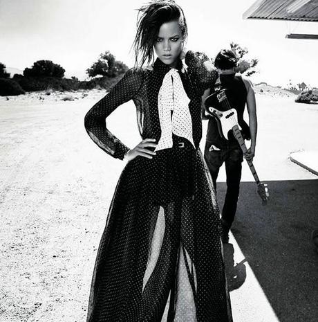 Servizio Fotografico Vogue Paris, Agosto 2011 by Inez e Vinoodh