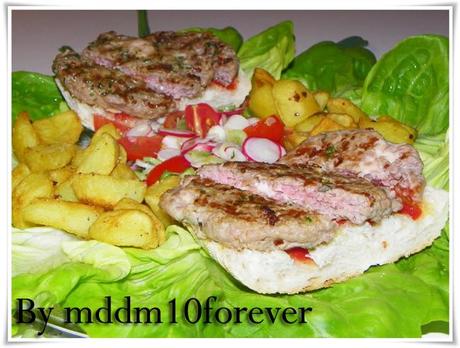 HAMBURGER E PATATINE ALL'ITALIANA
