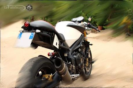 Le Fatteincasa : Street Triple by  Robi M