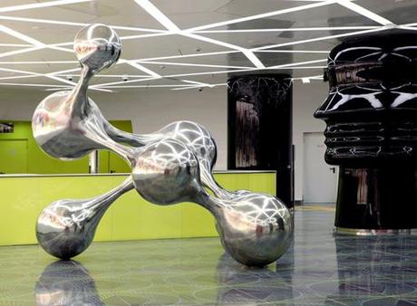 Chi ha detto che a Napoli c’è solo spazzatura? Ecco la metropolitana che il Mondo intero ci invidia. VIDEO