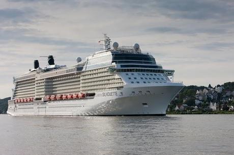 CON CELEBRITY SILHOUETTE il lusso prende forma nel mediterraneo