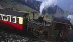 La fiabesca Snowdon Railway in Galles