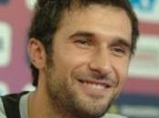 Mirko Vucinic primo montenegrino giocare nella Juventus. Sorriso positività.