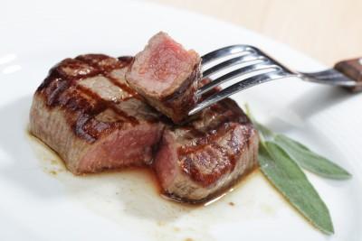 A che temperatura la carne può dirsi cotta?