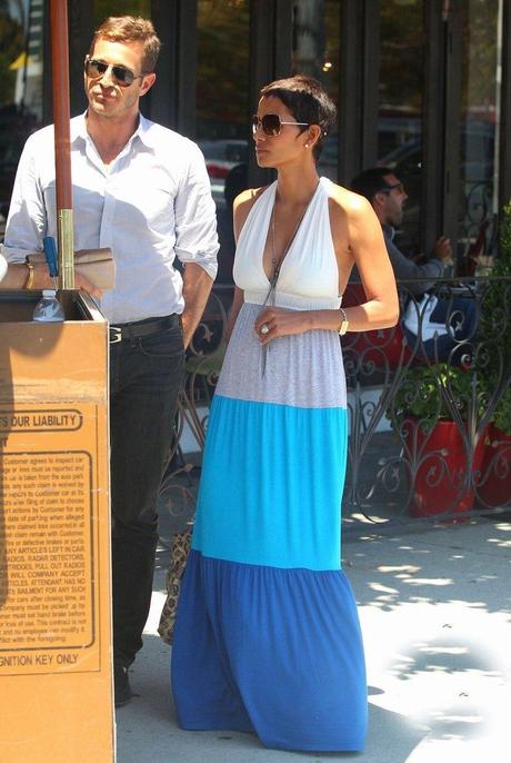 halle-berry-maxi-dress-color-block-aqua