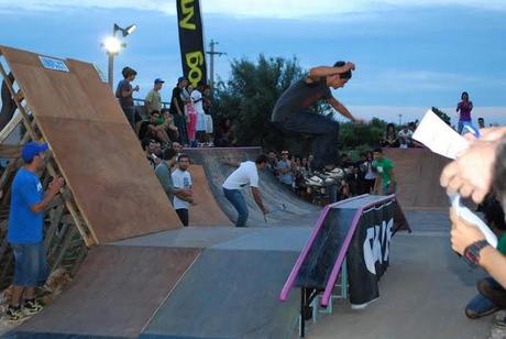 ANALOG SKATE DAZE CONTEST