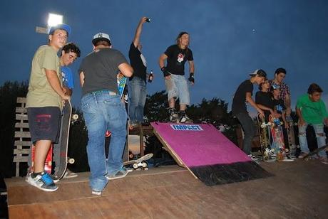 ANALOG SKATE DAZE CONTEST