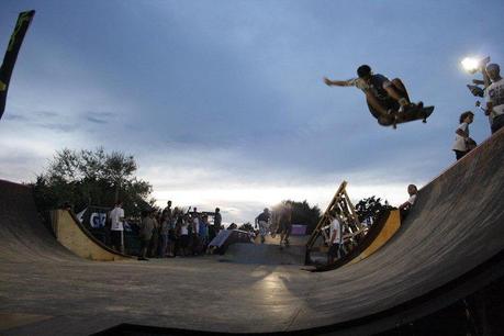 ANALOG SKATE DAZE CONTEST