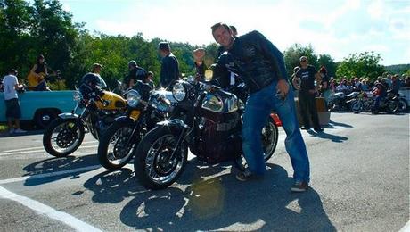 Cafe Racer / Drag Racing