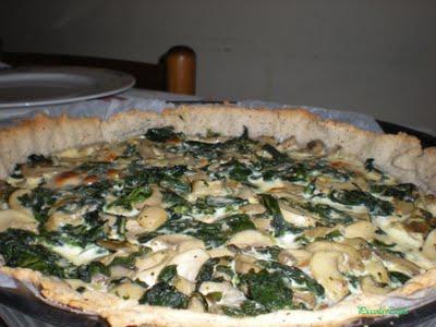 Quiche di grano saraceno con funghi e spinaci