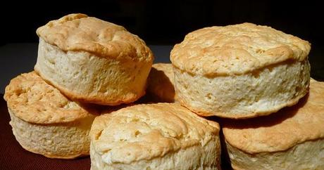 scones al formaggio (scones me tiri)