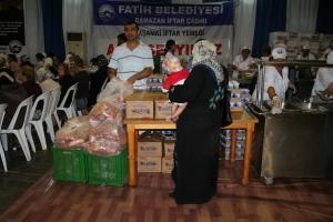 Tenda del ramadan a Eminönü