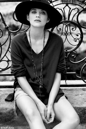 MARION COTILLARD / ELLE / AUGUST / FLAWLESS