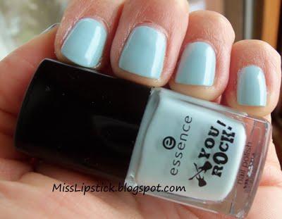NOTD - Essence Speed Of Light Blue - Review & Swatches
