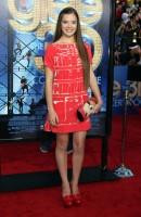 hailee steinfeld - louis vuitton resort 2012 (con clutch Jimmy Choo)