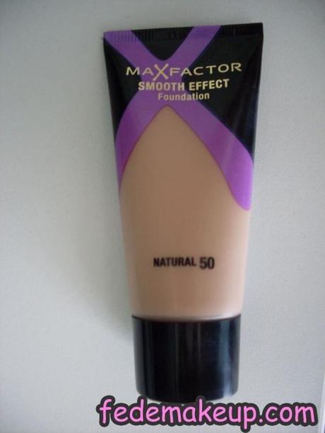 Review Fondotinta Max Factor Smooth Effect