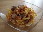 Tagliolini gialli pomodorini, gamberetti vongole