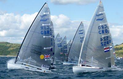 Test event - Ainslie takes narrow lead on day three