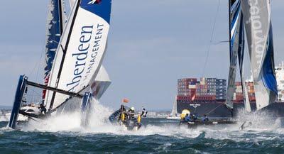 Extreme Sailing Series: Aberdeen scuffia spettacolare. Luna Rossa ancora prima