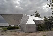 Unstudio_Tea house on bunker