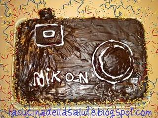 TORTA NIKON....Torta speciale per un'amica speciale...