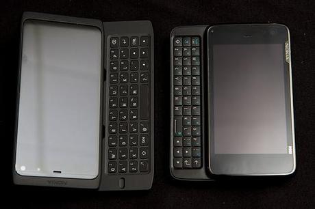 Nokia N950 MeeGo : Foto e comparazione con Nokia N900, Nokia N8 e iPhone 4
