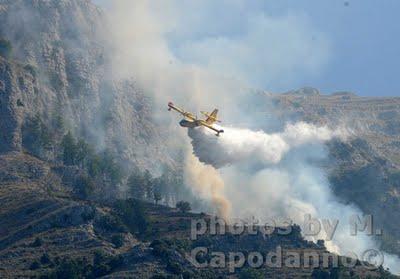 INCENDI SULLA COSTA D' AMALFI