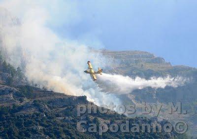 INCENDI SULLA COSTA D' AMALFI