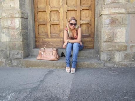 Jeans and Orange details...