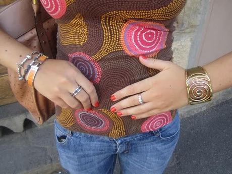 Jeans and Orange details...