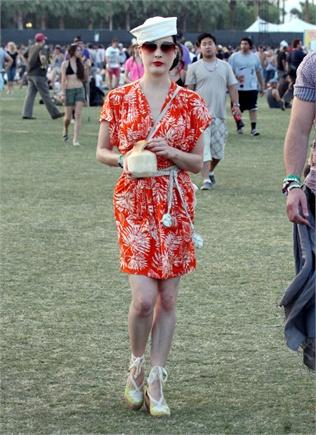 Dita Von Teese impeccabilmente in stile Thirties