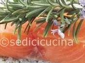 Filetti salmone crosta sale alle erbe