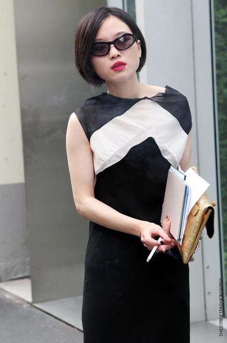 In the Street...White + Black + Gold = Simply Chic