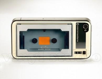 Apple Cover : Ecco il mangiacassette del Commodore per l’iPhone