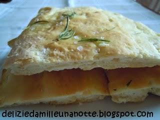 FOCACCIA AL ROSMARINO