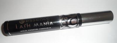 Essence Black Mania Vs 100% Splash-Proof + FOTO/PICS