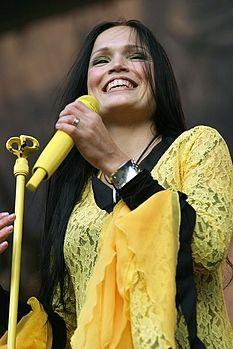 http://upload.wikimedia.org/wikipedia/commons/thumb/c/c5/Tarja_Turunen_Pukkelpop_2005.jpg/233px-Tarja_Turunen_Pukkelpop_2005.jpg