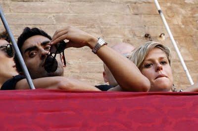 Filippo Magnini e Federica Pellegrini a Siena: c'è una coppia in Palio