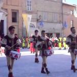 contesa del secchio corteo storico in piazza