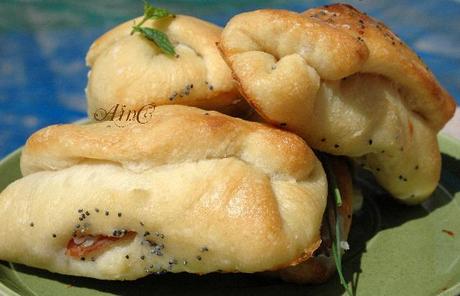 Panini turchi  “Beyaz Peynirli poğaça”