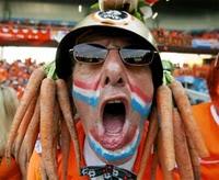 Frasario Olandese e Giapponese per Italiani che desiderano ubriacarsi in compagnia (procuratevi un imbuto!)