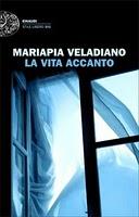 pezzetti di cielo mi cascano addosso e mi tagliano tutta