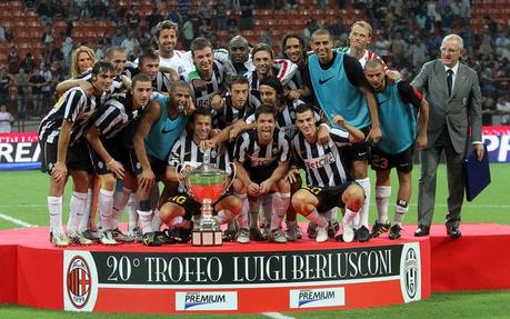 trofeo_berlusconi_premiazione_juve_2010.jpg